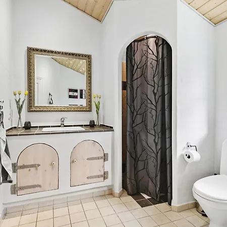 In With Sauna בית נופש *